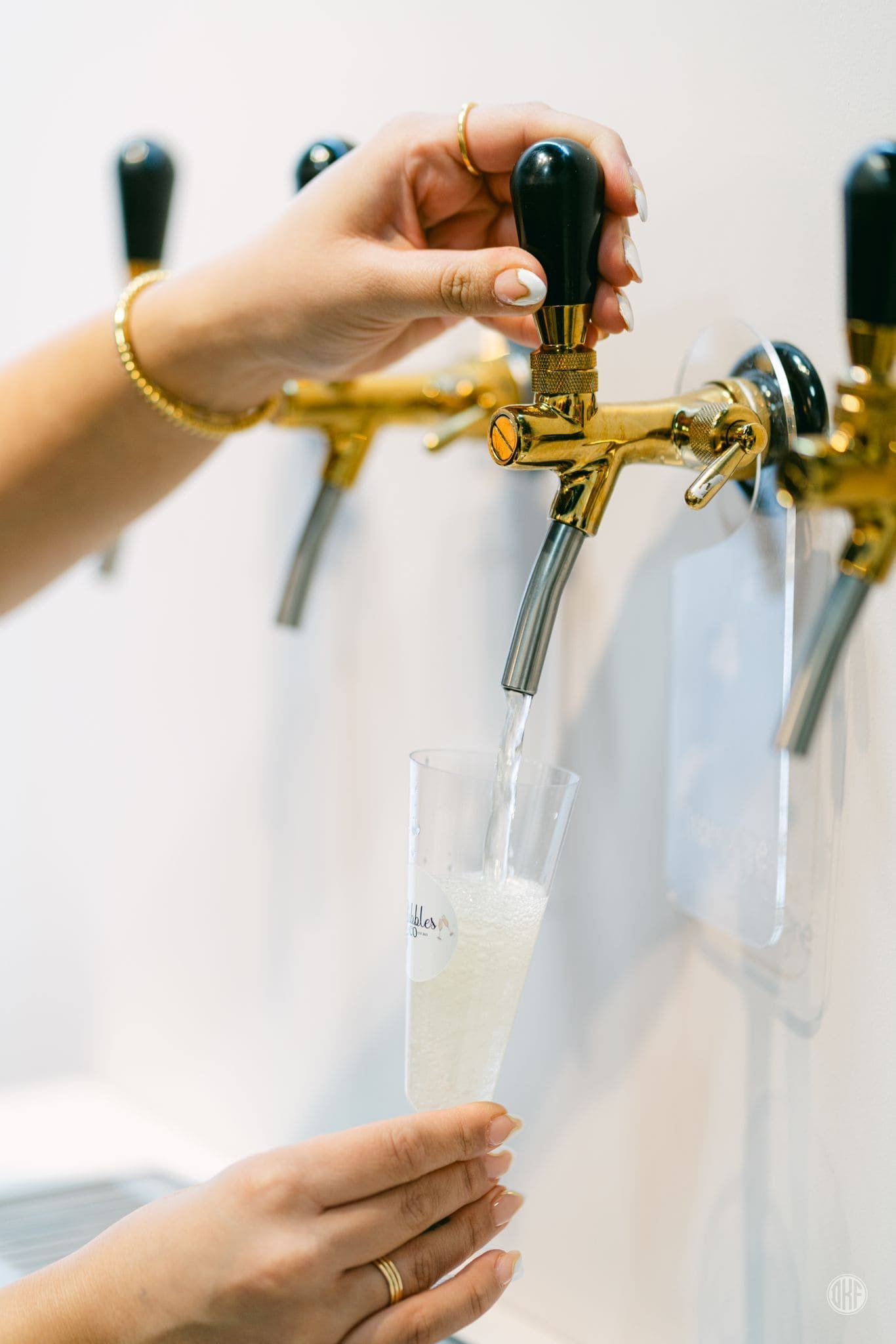 6a15ff5e-70f2-42d3-9534-51cccbe1cfaa